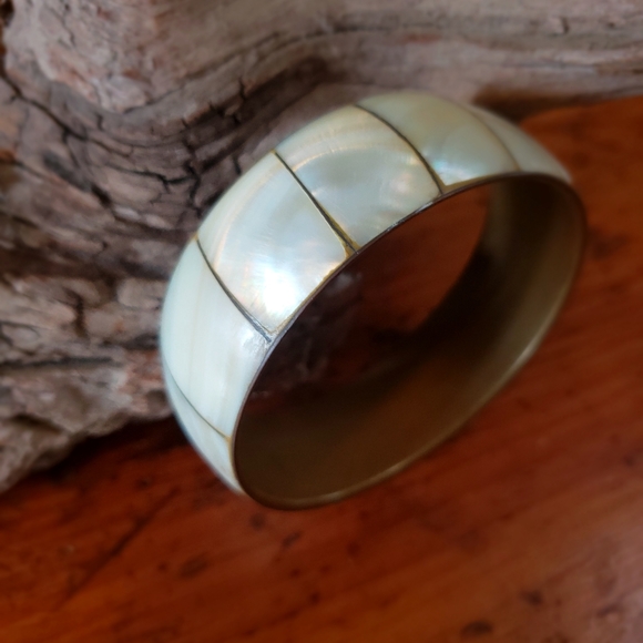 Shell boho bangle bracelet - Picture 4 of 4